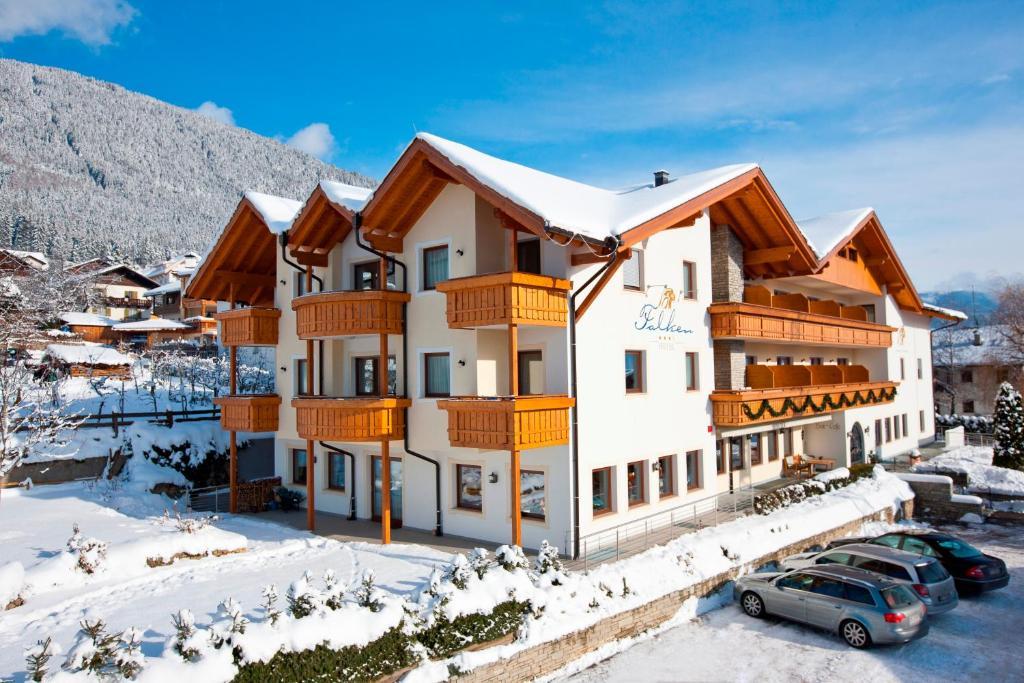 Hotel Falken Pfalzen Exterior foto